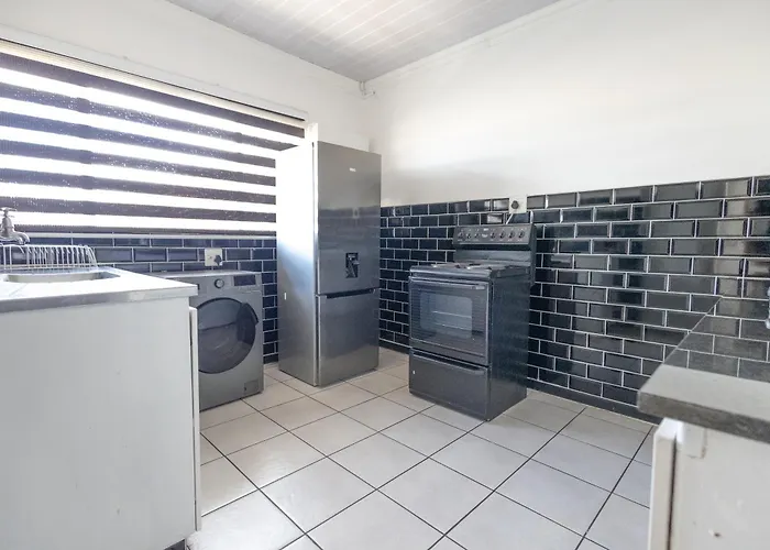 Safi Elegant Self-Catering Suite 5