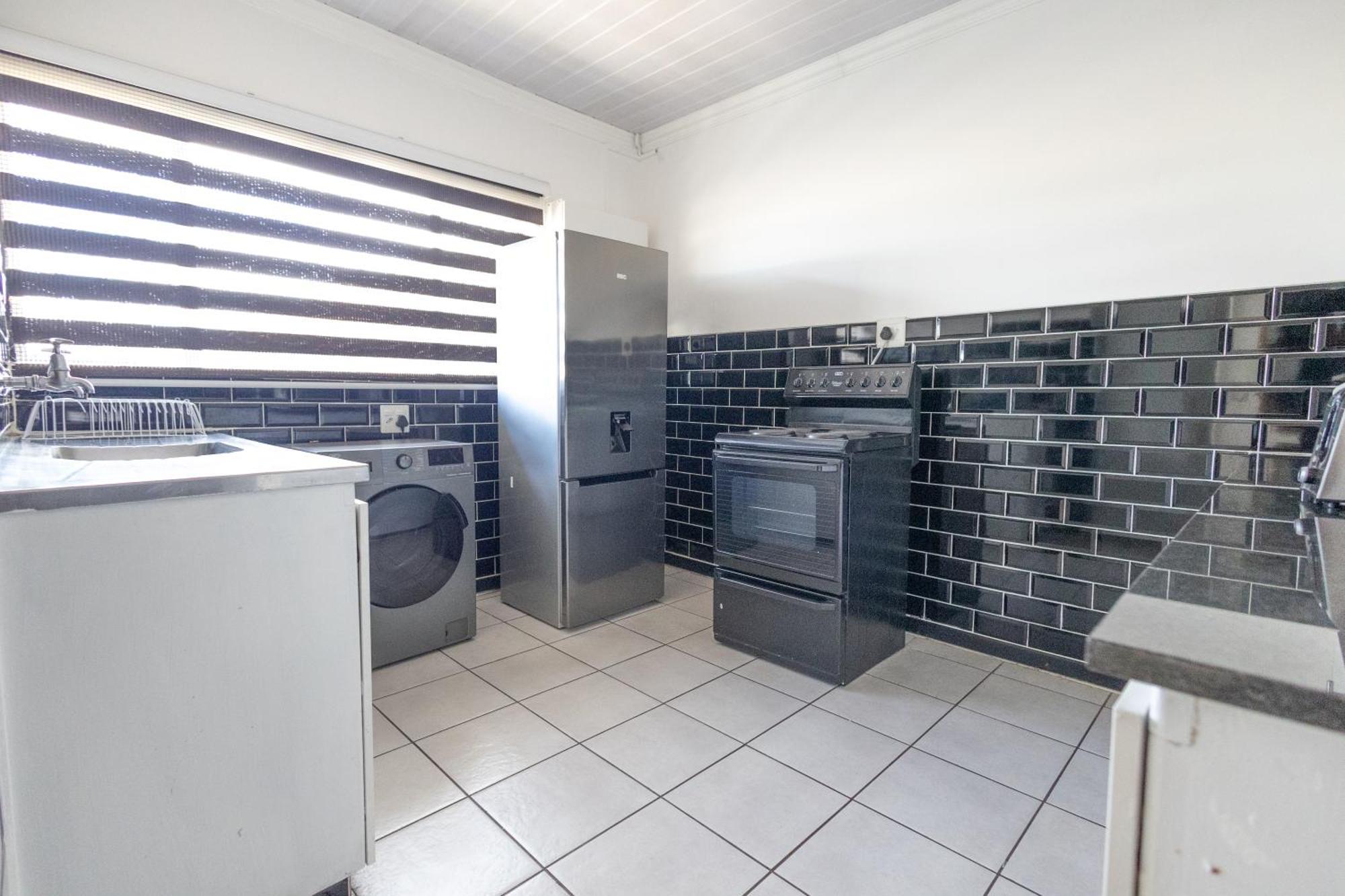 Safi Elegant Self-catering 5 Apartment